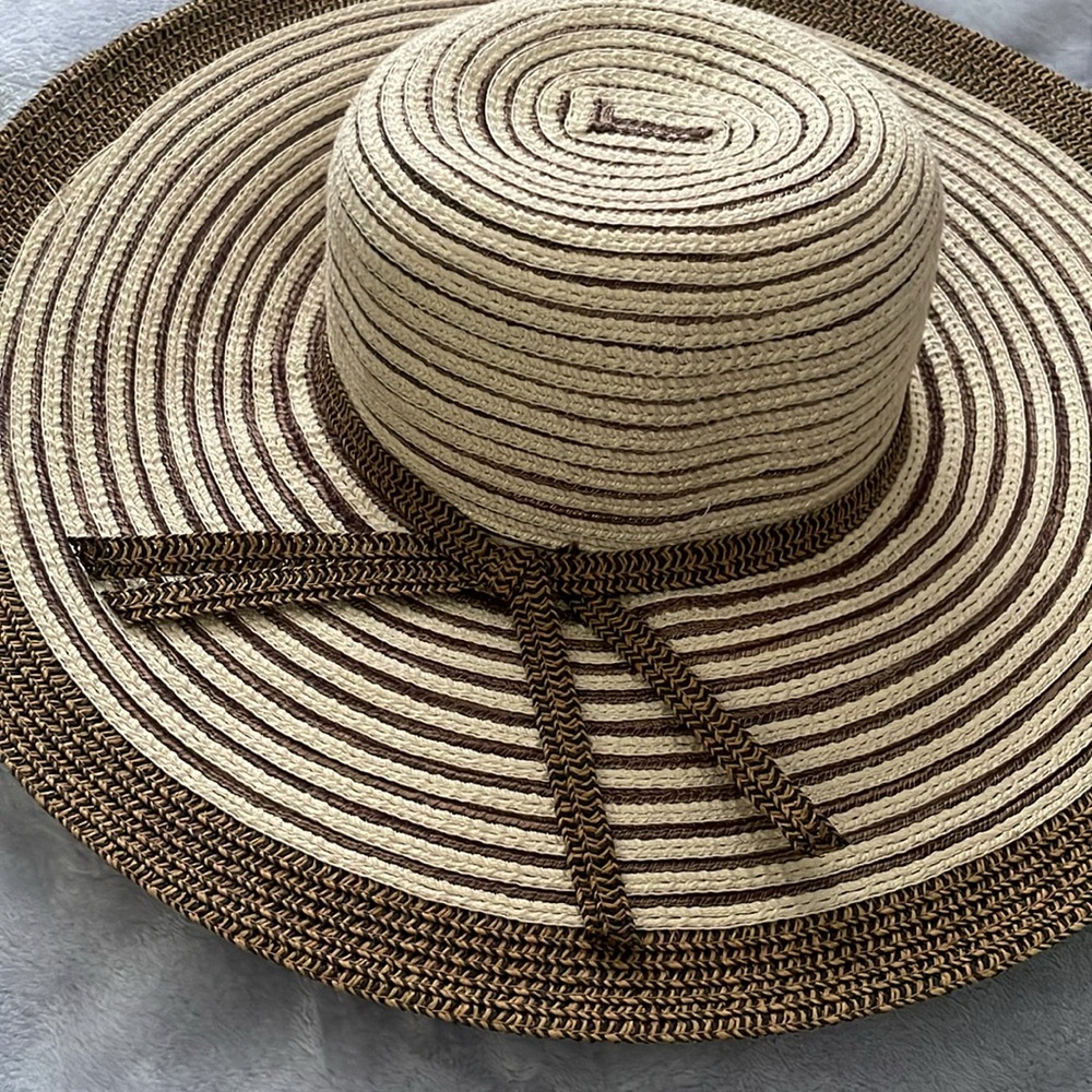 Beach hat - Picture 6 of 6